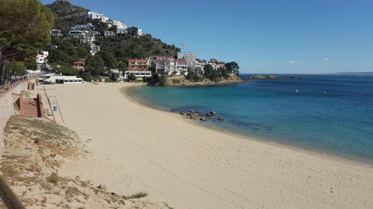 Precioso Apartamento A Menos De 100M De La Playa Росес Екстериор снимка